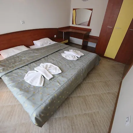 Hotel apartamentowy Poseidon - Menada